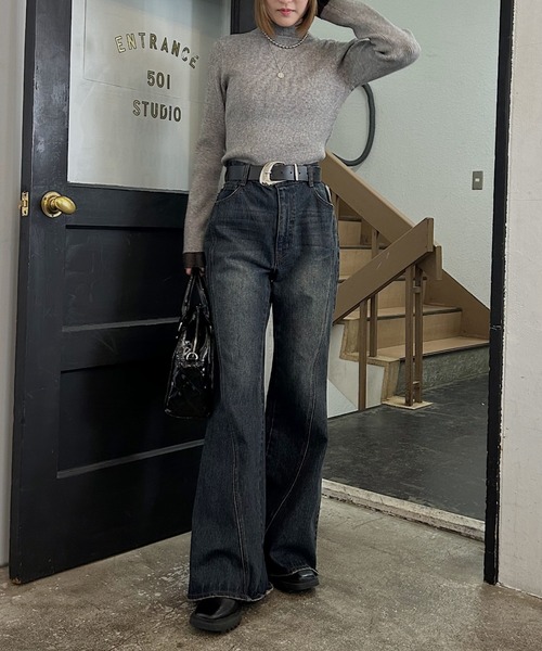 PAGEBOY（ページボーイ）の「＜自宅で洗える！＞ ハイネックバイカラースリーブ（ニット/セーター・レディース・レッド/ブラック/オフホワイト/グレー/ブルー・FREE）」の22枚目の写真