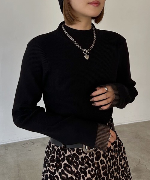 PAGEBOY（ページボーイ）の「＜自宅で洗える！＞ ハイネックバイカラースリーブ（ニット/セーター・レディース・レッド/ブラック/オフホワイト/グレー/ブルー・FREE）」の18枚目の写真