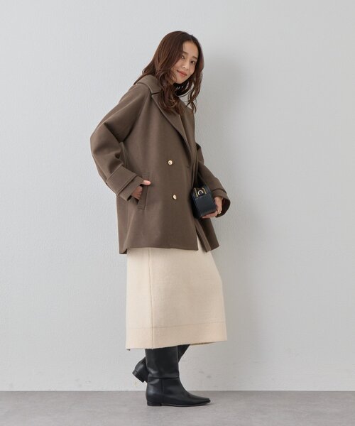 un dix cors（アンディコール）の「《デイリーに活躍》フェイクウールライトジャージー金釦コート（ピーコート・レディース・オフホワイト/ブラウン/ミント/ネイビー・FREE）」の5枚目の写真