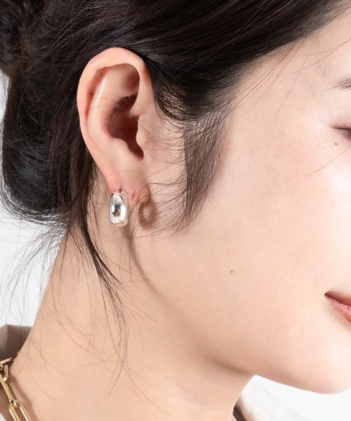JENNYBIRD(ジェニーバード)の「【JENNY BIRD/ジェニーバード】フープピアス Mini Tome Hoop Earrings(ピアス(両耳用)・レディース・シルバー/ゴールド・FREE)」の12枚目の写真