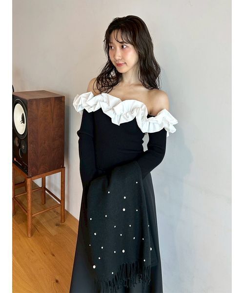 LILY BROWN（リリーブラウン）の「[L.B CANDY STOCK]パールビジュー付きストール（ストール/ショール・レディース・ホワイト/ブラック・F）」の12枚目の写真