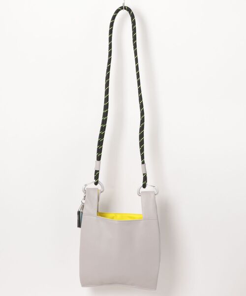 Cheek（チーク）の「code 2way shoulder（ショルダーバッグ・レディース・ブルー/グリーン/ブラック/アイボリー・FREE）」の5枚目の写真