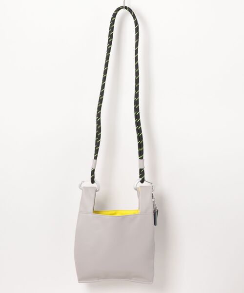 Cheek（チーク）の「code 2way shoulder（ショルダーバッグ・レディース・ブルー/グリーン/ブラック/アイボリー・FREE）」の12枚目の写真