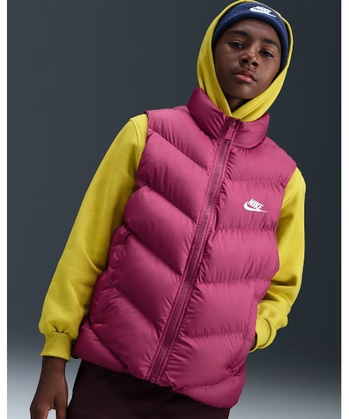 NIKE(ナイキ)の「《NIKEアパレル》K NSW TF ADP PUFFER VEST(ベスト・キッズ・レッド系その他/ブラック・130/140/150/160)」の9枚目の写真