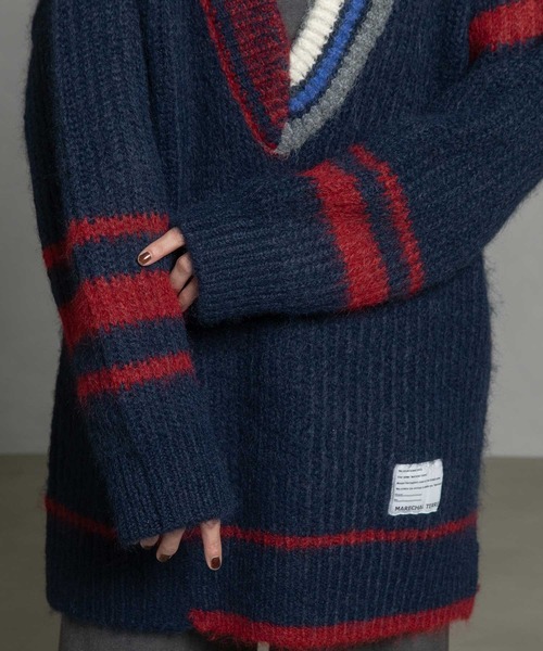 MARECHAL TERRE（マルシャルテル）の「Vネックオーバーサイズニット（ニット/セーター・レディース・レッド/ブラック/アイボリー/ネイビー・MEDIUM）」の12枚目の写真