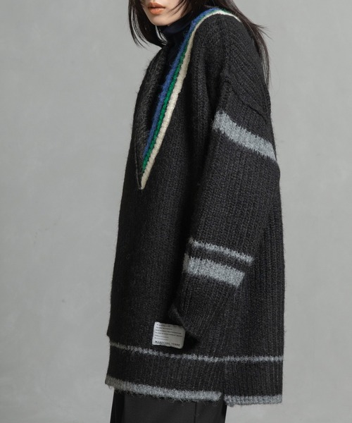 MARECHAL TERRE（マルシャルテル）の「Vネックオーバーサイズニット（ニット/セーター・レディース・レッド/ブラック/アイボリー/ネイビー・MEDIUM）」の16枚目の写真