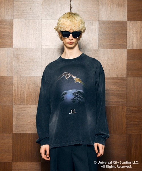 MAISON SPECIAL(メゾンスペシャル)の「《UNISEX》【MOVIE SERIES】「E.T.」- Finger - Prime-Over Crew Neck Long Sleeve T-Shirt/-指-プライムオーバークルーネックロングスリーブTシャツ【MAISON SPECIAL/メゾンスペシャル】(Tシャツ/カットソー・メンズ・ブラック/ネイビー・0/2/1)」の13枚目の写真