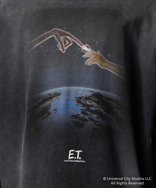 MAISON SPECIAL(メゾンスペシャル)の「《UNISEX》【MOVIE SERIES】「E.T.」- Finger - Prime-Over Crew Neck Long Sleeve T-Shirt/-指-プライムオーバークルーネックロングスリーブTシャツ【MAISON SPECIAL/メゾンスペシャル】(Tシャツ/カットソー・メンズ・ブラック/ネイビー・0/2/1)」の8枚目の写真