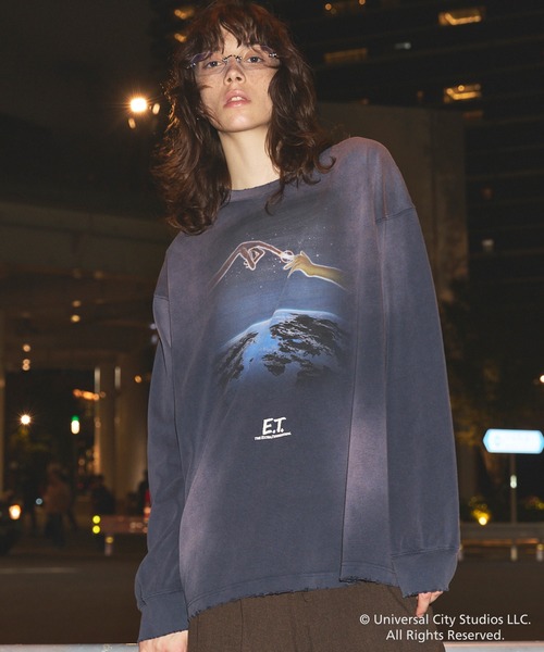 MAISON SPECIAL(メゾンスペシャル)の「《UNISEX》【MOVIE SERIES】「E.T.」- Finger - Prime-Over Crew Neck Long Sleeve T-Shirt/-指-プライムオーバークルーネックロングスリーブTシャツ【MAISON SPECIAL/メゾンスペシャル】(Tシャツ/カットソー・メンズ・ブラック/ネイビー・0/2/1)」の14枚目の写真