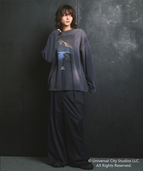 MAISON SPECIAL(メゾンスペシャル)の「《UNISEX》【MOVIE SERIES】「E.T.」- Finger - Prime-Over Crew Neck Long Sleeve T-Shirt/-指-プライムオーバークルーネックロングスリーブTシャツ【MAISON SPECIAL/メゾンスペシャル】(Tシャツ/カットソー・メンズ・ブラック/ネイビー・0/2/1)」の15枚目の写真