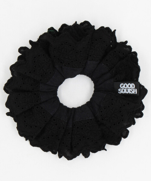GOOD SQUISH(グッドスクイッシュ)の「GOOD SQUISH/グッドスクイッシュ BABY BLUMBERG / ヘアアクセサリー / シュシュ(シュシュ・レディース・レッド/ブラック/ホワイト・ONE SIZE)」の2枚目の写真