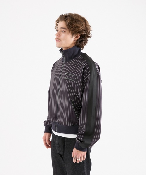 FTW（エフティダブリュー）の「【UNISEX】STRIPE TRACK JACKET（ブルゾン・メンズ・ボルドー/ブラック・LARGE/MEDIUM/SMALL）」の12枚目の写真