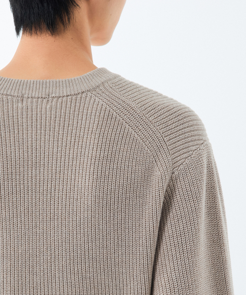 MUSINSA STANDARD（ムシンサスタンダード）の「コットンリブクルーネックニット[オートミール]（ニット/セーター・メンズ・その他・SMALL/MEDIUM/LARGE/X-LARGE/XX-LARGE）」の6枚目の写真