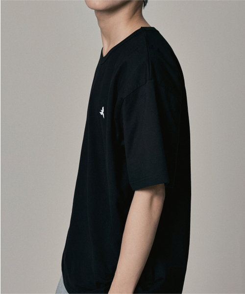 Verdnt（バーダント）の「オリジナルバードのロゴ刺繍Tシャツ[ブラック]（Tシャツ/カットソー・レディース・ブラック・MEDIUM/LARGE/SMALL）」の3枚目の写真