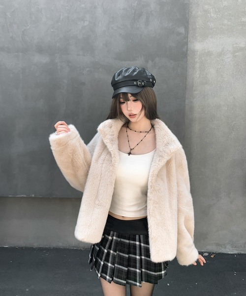 VEILA(ヴェイラ)の「フェイクファーボリュームジャケット(その他アウター・レディース・ベージュ/ブラック/ホワイト・L/M)」の21枚目の写真