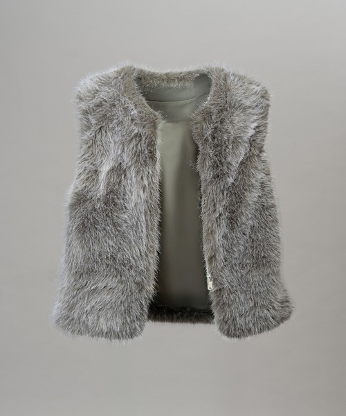 MAISON SPECIAL(メゾンスペシャル)の「《UNISEX》Luxury Volume Eco Fur Prime-Over Vest/ラグジュアリーボリュームエコファープライムオーバーベスト【MAISON SPECIAL/メゾンスペシャル】(ベスト・メンズ・ブラック/グレー・0/1/2)」の3枚目の写真