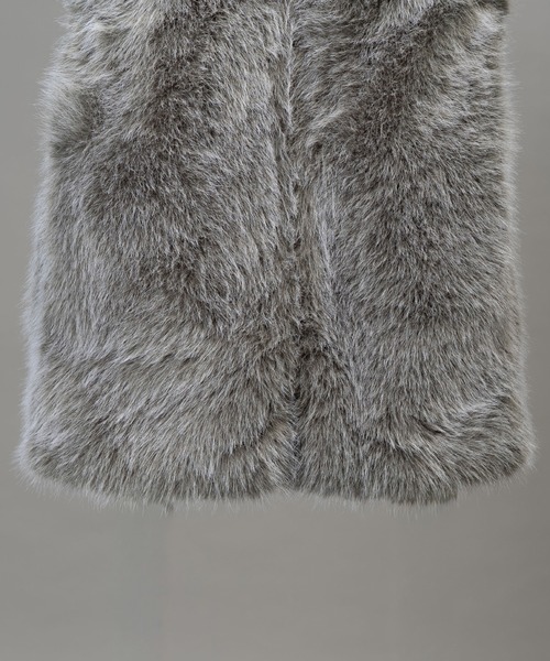 MAISON SPECIAL(メゾンスペシャル)の「《UNISEX》Luxury Volume Eco Fur Prime-Over Vest/ラグジュアリーボリュームエコファープライムオーバーベスト【MAISON SPECIAL/メゾンスペシャル】(ベスト・メンズ・ブラック/グレー・0/1/2)」の8枚目の写真
