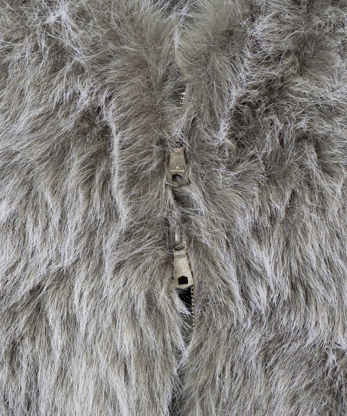 MAISON SPECIAL(メゾンスペシャル)の「《UNISEX》Luxury Volume Eco Fur Prime-Over Vest/ラグジュアリーボリュームエコファープライムオーバーベスト【MAISON SPECIAL/メゾンスペシャル】(ベスト・メンズ・ブラック/グレー・0/1/2)」の7枚目の写真