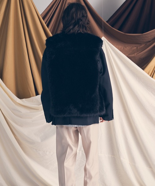 MAISON SPECIAL(メゾンスペシャル)の「《UNISEX》Luxury Volume Eco Fur Prime-Over Vest/ラグジュアリーボリュームエコファープライムオーバーベスト【MAISON SPECIAL/メゾンスペシャル】(ベスト・メンズ・ブラック/グレー・0/1/2)」の14枚目の写真