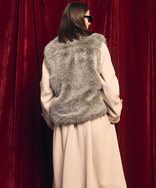 MAISON SPECIAL(メゾンスペシャル)の「《UNISEX》Luxury Volume Eco Fur Prime-Over Vest/ラグジュアリーボリュームエコファープライムオーバーベスト【MAISON SPECIAL/メゾンスペシャル】(ベスト・メンズ・ブラック/グレー・0/1/2)」の18枚目の写真