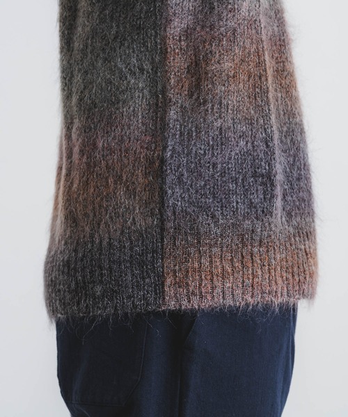 quadro（クオドロ）の「5G引き揃え片畦クルーネック（ニット/セーター・メンズ・グリーン/ブラウン・LARGE/MEDIUM）」の17枚目の写真