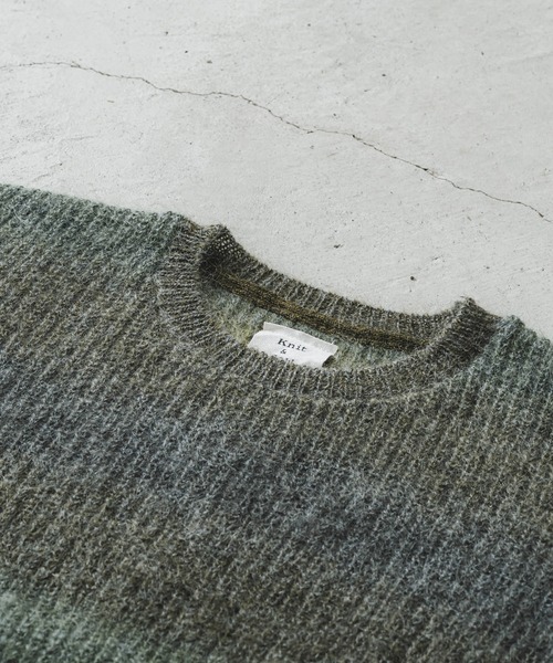 quadro（クオドロ）の「5G引き揃え片畦クルーネック（ニット/セーター・メンズ・グリーン/ブラウン・LARGE/MEDIUM）」の5枚目の写真