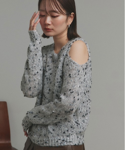 ad thie(アドティエ)の「ミックスネップ ショルダーカットニット(ニット/セーター・レディース・ピンク/イエロー/ブラック・FREE)」の15枚目の写真
