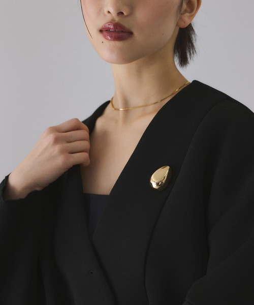 エッグブローチ付きペプラムカーディガン（カーディガン/ボレロ
