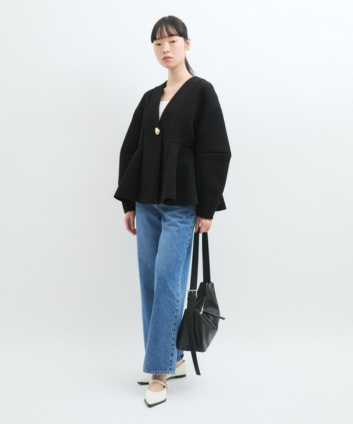 ADAM ET ROPE'（アダムエロペ）の「エッグブローチ付きペプラムカーディガン（カーディガン/ボレロ・レディース・ブラック/キナリ・FREE）」の14枚目の写真
