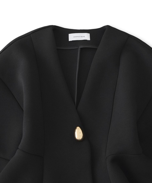 ADAM ET ROPE'（アダムエロペ）の「エッグブローチ付きペプラムカーディガン（カーディガン/ボレロ・レディース・ブラック/キナリ・FREE）」の21枚目の写真