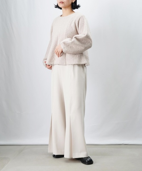 LUCA/LADY LUCK LUCA（ルカ/レディラックルカ）の「LC/LLL フロントタックパンツ/裾タックフレアパンツ（スラックス・レディース・ブラック/ライトベージュ・FREE）」の3枚目の写真