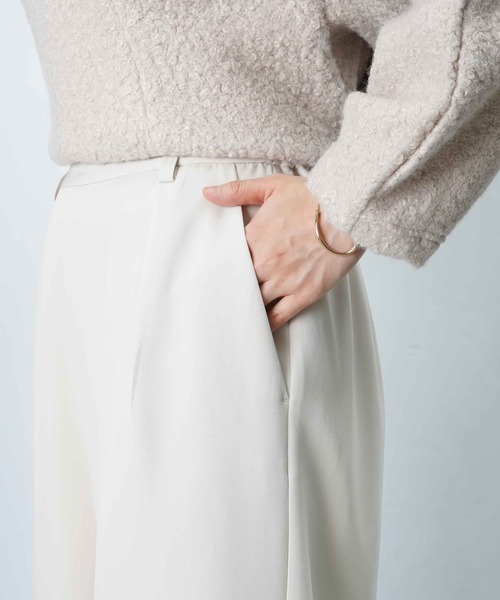 LUCA/LADY LUCK LUCA（ルカ/レディラックルカ）の「LC/LLL フロントタックパンツ/裾タックフレアパンツ（スラックス・レディース・ブラック/ライトベージュ・FREE）」の21枚目の写真