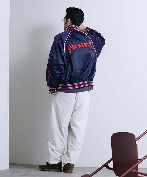 PARIS SAINT-GERMAIN(パリサンジェルマン)の「【Paris Saint-Germain / パリ・サン=ジェルマン】 JP Iconic Satin Zip(その他アウター・メンズ・ホワイト/ネイビー・MEDIUM/LARGE/X-LARGE)」の7枚目の写真