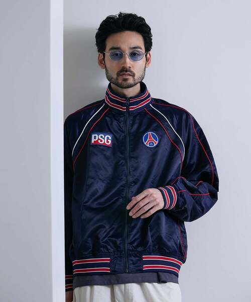 PARIS SAINT-GERMAIN(パリサンジェルマン)の「【Paris Saint-Germain / パリ・サン=ジェルマン】 JP Iconic Satin Zip(その他アウター・メンズ・ホワイト/ネイビー・MEDIUM/LARGE/X-LARGE)」の9枚目の写真