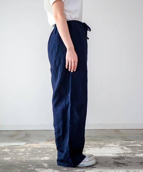 D.M.G.（ドミンゴ）の「[D.M.G / ディーエムジー] コットンリネンインディゴムラ糸シャンブレー リラックスイージーパンツ（その他パンツ・レディース・ワンウォッシュ・FREE）」の15枚目の写真