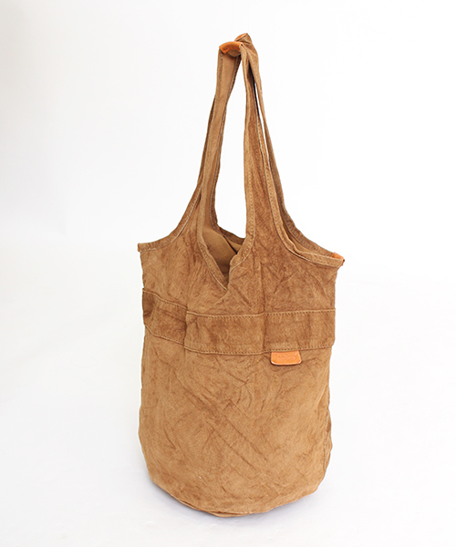 hobo（ホーボー）の「【Ciaopanic】×【hobo/ホーボー】別注PigLeather Tote Bag S（トートバッグ・レディース・ブラック/ブラウン/ナチュラル/オリーブ/ブルー・FREE）」の3枚目の写真