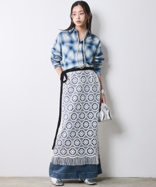 CHIC STYLE(シックスタイル)の「チェックシャツ<大きいサイズ有>シックスタイル(シャツ/ブラウス・レディース・ブラック系/ブルー系・5L/4L/3L/LL/L/M)」の15枚目の写真