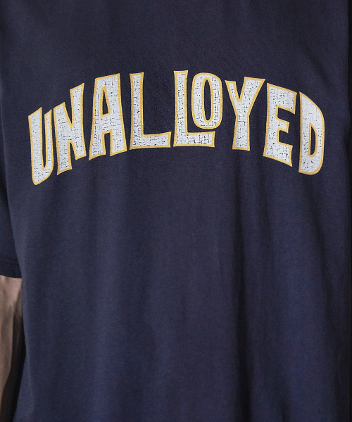UNALLOYED（アナロイド）の「アーチロゴTシャツ / ネイビー（Tシャツ/カットソー・メンズ・その他・SMALL/MEDIUM/LARGE）」の4枚目の写真