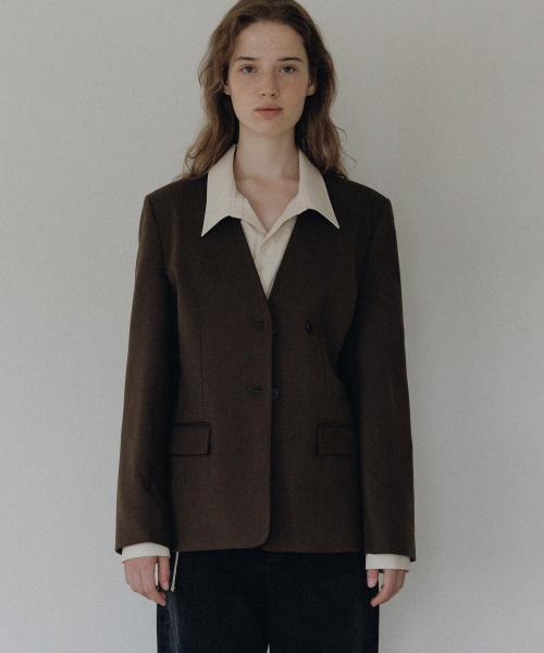 ANDNEEDS(アンドニーズ)の「Verona jacket (brown)(テーラードジャケット・レディース・その他・FREE)」の3枚目の写真