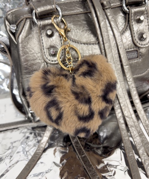 MASHIRO】レオパードモチーフカラーエコファーバッグチャーム/ヒョウ柄