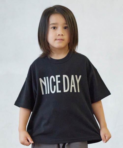 FOV(フォブ)の「FOV/フォブ NICE DAY Tシャツ(Tシャツ/カットソー・キッズ・ブラック/チャコールグレー/ホワイト・M/L/XL/S)」の2枚目の写真