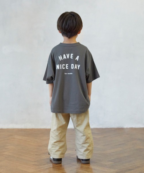 FOV(フォブ)の「FOV/フォブ NICE DAY Tシャツ(Tシャツ/カットソー・キッズ・ブラック/チャコールグレー/ホワイト・M/L/XL/S)」の12枚目の写真