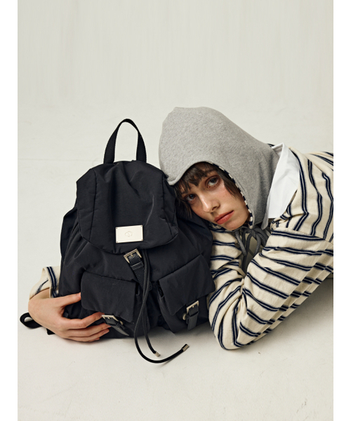 Salad bowls（サラダボール）の「CLOUD BACKPACK [BLACK]（バックパック/リュック・レディース・ブラック・FREE）」の4枚目の写真