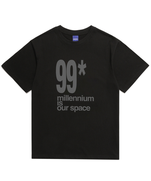 STAFF ONLY(スタッフオンリー)の「99* Tシャツ(ブラック)(Tシャツ/カットソー・メンズ・その他・MEDIUM/LARGE)」の1枚目の写真