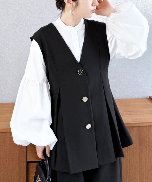 reca（レカ）の「Vネック金ボタンベスト×カーブパンツ2点セット（スーツセット・レディース・グレー/ブラック・L/M）」の11枚目の写真