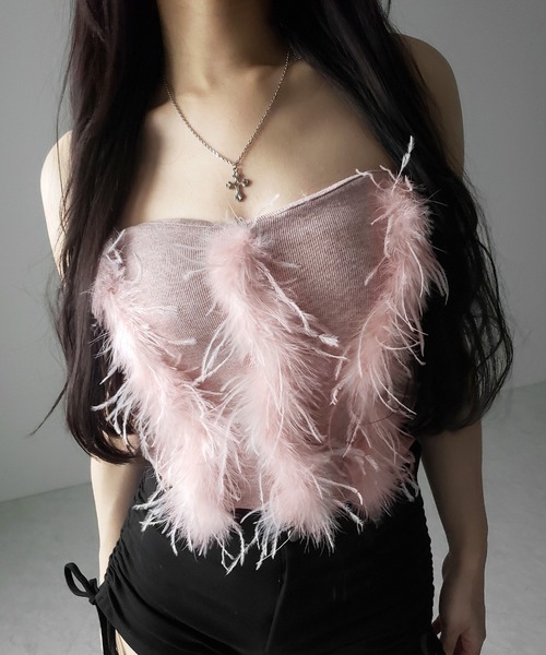 me+em select(ミームセレクト)の「【 3color 】フェザーファードッキングビスチェベアトップ / feather fur docking bustier bare tops(その他トップス・レディース・ブラック/ホワイト/ピンク・FREE)」の10枚目の写真