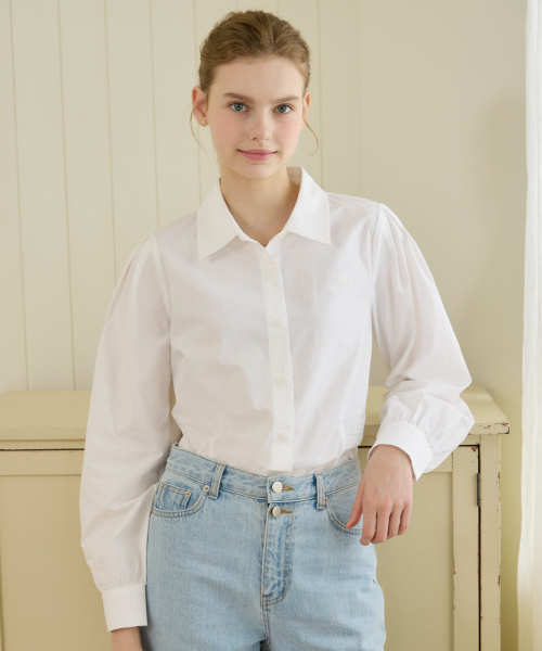 NONLOCAL(ノンローカル)の「Puff Sleeve Logo Blouse - White(シャツ/ブラウス・レディース・その他・FREE)」の1枚目の写真