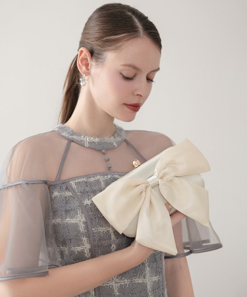 Leja(レジャ)の「【LEJA】2WAYビッグリボンパールハンドルバッグ結婚式 パーティー 成人式 二次会 同窓会 お呼ばれ オケージョン 20代 30代(ハンドバッグ・レディース・ブラック/ホワイト・FREE)」の17枚目の写真