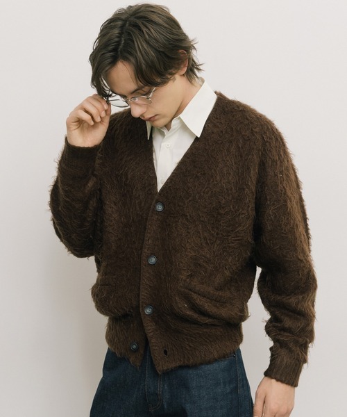 LURAKU（ルラク）の「【LURAKU】 Brushed Wool Cardigan / ブラッシュドウールカーディガン（カーディガン/ボレロ・メンズ・ダークブラウン/スカイブルー/ブラック・M/L）」の17枚目の写真