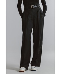 CINOH（チノ）の「T/W TWILL HIGH WAIST TWO TUCK PANTS（スラックス）」